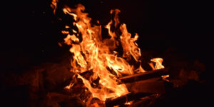 Lire la suite à propos de l’article Charmeur de flammes : le retour